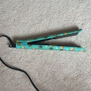 Pineapple Print Hair Straightener